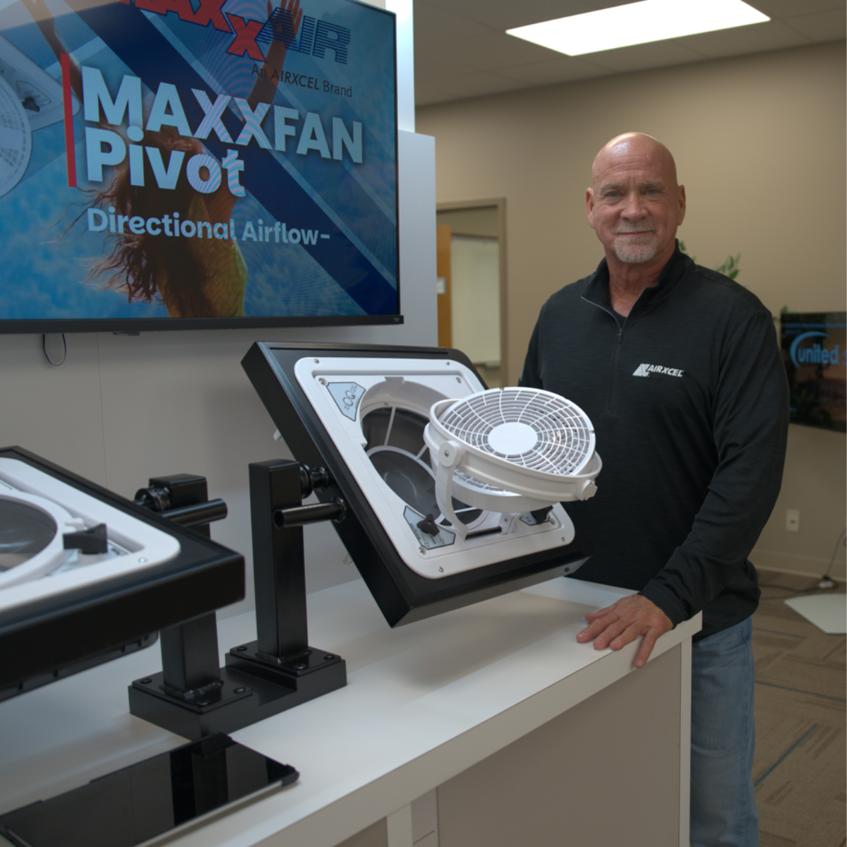 Maxxair Pivot Fan